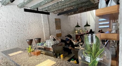 Restaurant 5