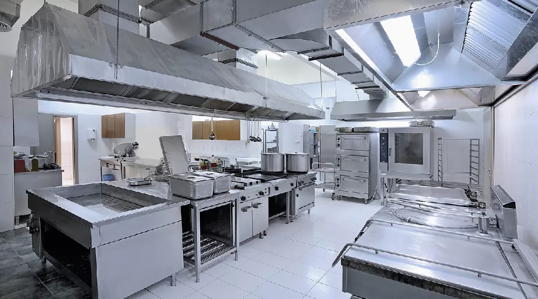 Commercial kitchen