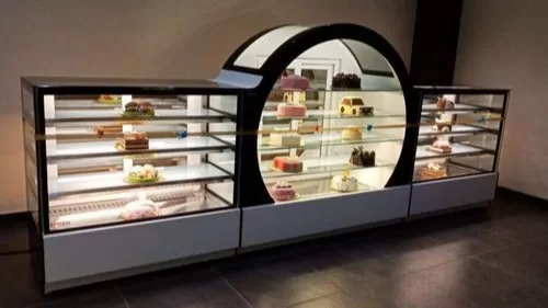 Comprehensive guide to operating bakery display counter