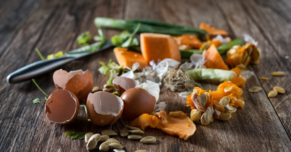 The Benefits of Composting Kitchen Waste: Environmental and Personal Gains