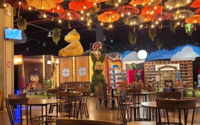 Festive Makeover: Turn Your Restaurant into a Seasonal Wonderland